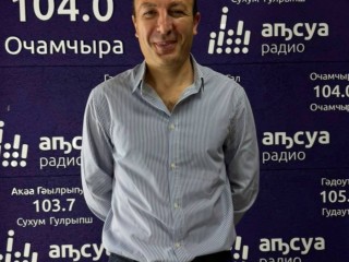 Главврач Сухумской инфекционной больницы в проекте «Асас» рассказал о сезонном росте вирусных инфекций.