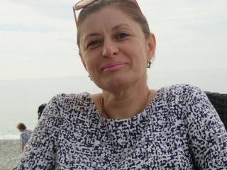«Аӡатәқәа ықәлыргылон лыхшара ирызкны, нас аӡәаӡәала илныҳәон…» – Жәындәрыԥшь ақыҭан Қәҭараа рҭаацәараҿы Душька Оҭырԥҳа, имҩаԥылгоз аныҳәарақәа ртәы,  дрыхцәажәоит лмаҭа Фатима Агәымааԥҳа