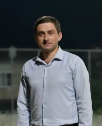 Аԥсуа милаҭтә спорттә хәмаррақәа рзы Афедерациа аиҳабы Адгәыр Гәынба адырраҭара "Ашьыжь" аҟны дазааҭгылеит Ҭырқәтәыла раҭаара ахықәки имҩаԥырго аусқәеи ртәы.