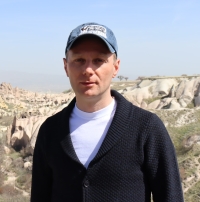 Ҭырқәтәыла  имҩаԥыргон  аҭҵаара-практика &laquo;Владислав Арӡынба иҭҵаамҭақәа рышьҭала&raquo; ҳәа хьӡыс измаз.