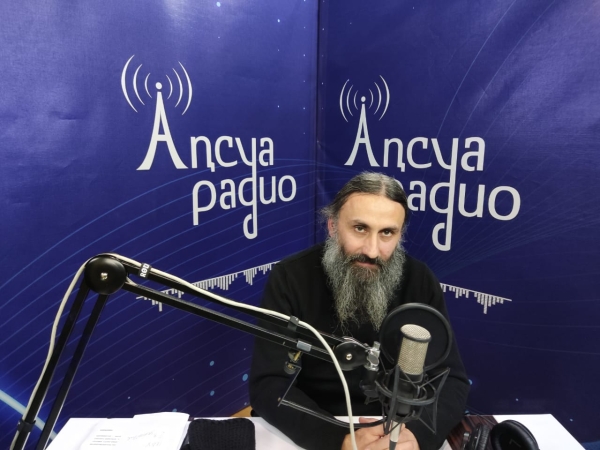 Аб Дараҭ: иахьа ажәлар ирыхәо аԥсуа економиказы мҩас избо адгьыл ақәаарыхроуп