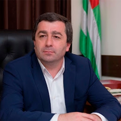 Адырраҭара &quot;Хра злоу&quot;  далахәуп, Асоциалтә еиқәыршәареи, адемографиатә политикеи рминистр ин. н. Руслан  Аџьба.
